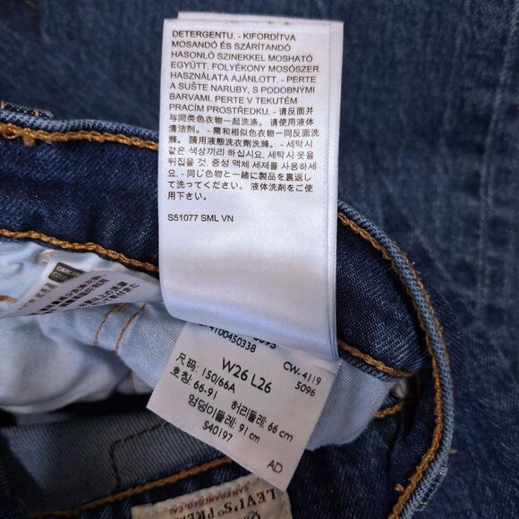 Levi's Premium Women's 501 Crop Jeans Size 26x26 (26x24) Blue Denim Big E 36200 - Picture 5 of 16